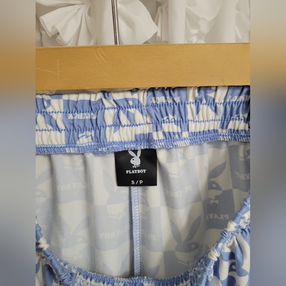 the playboy short - Picture 4 of 4